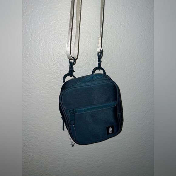 FP Movement x Thread Crossbody Bag - Picture 8 of 8